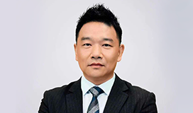 李斗-董事會主席兼首席執行官